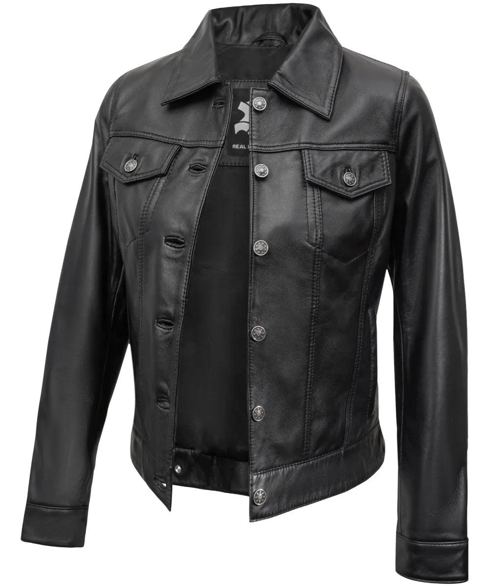black-leather-jacket-trucker